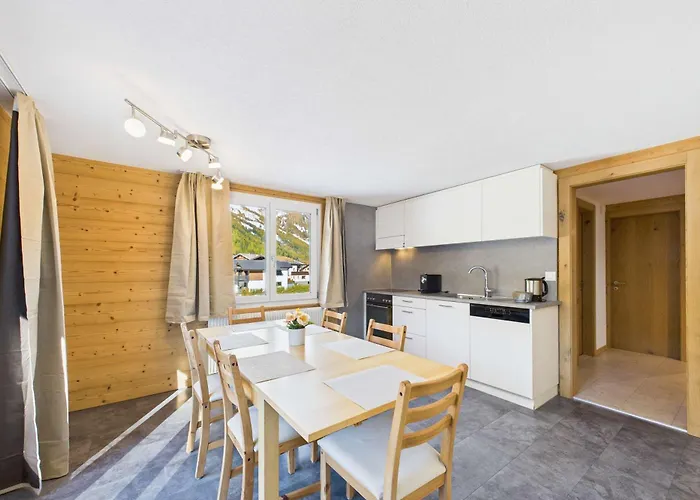 Family-friendly With Mountain Views Apartment