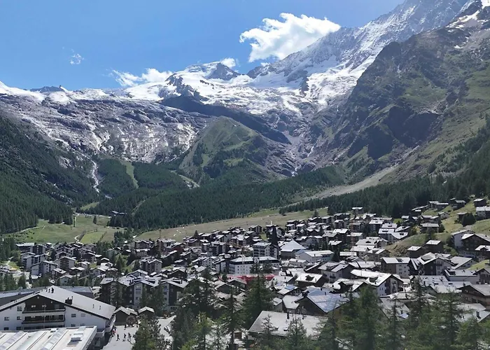 Апартаменты Family-friendly With Mountain Views Саас-Грунд